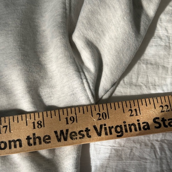 The Group Babatob cropped, hooded, soft, thick sweatshirt! Nice!! - Picture 11 of 12